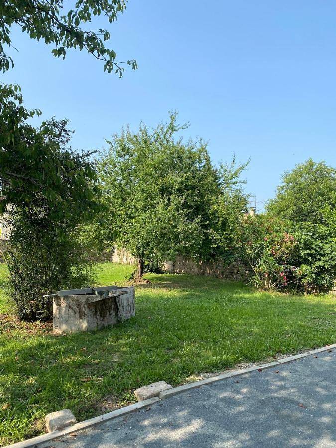 Gîte pour 6 personnes, avec jardin et terrasse dans Arthès - 3