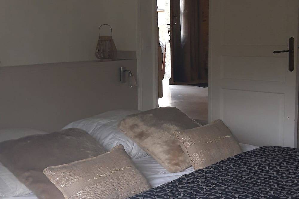 Gîte \"le verger\" situé dans un environnement calme entre terre et mer in Colleville-sur-Mer, Région de Bayeux