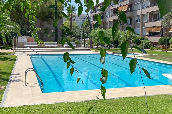 Holiday apartment for 5 people, with balcony and garden as well as pool - 1