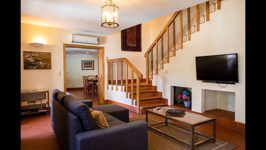 Location de vacances pour 6 personnes, avec terrasse et piscine à Lamego - 2