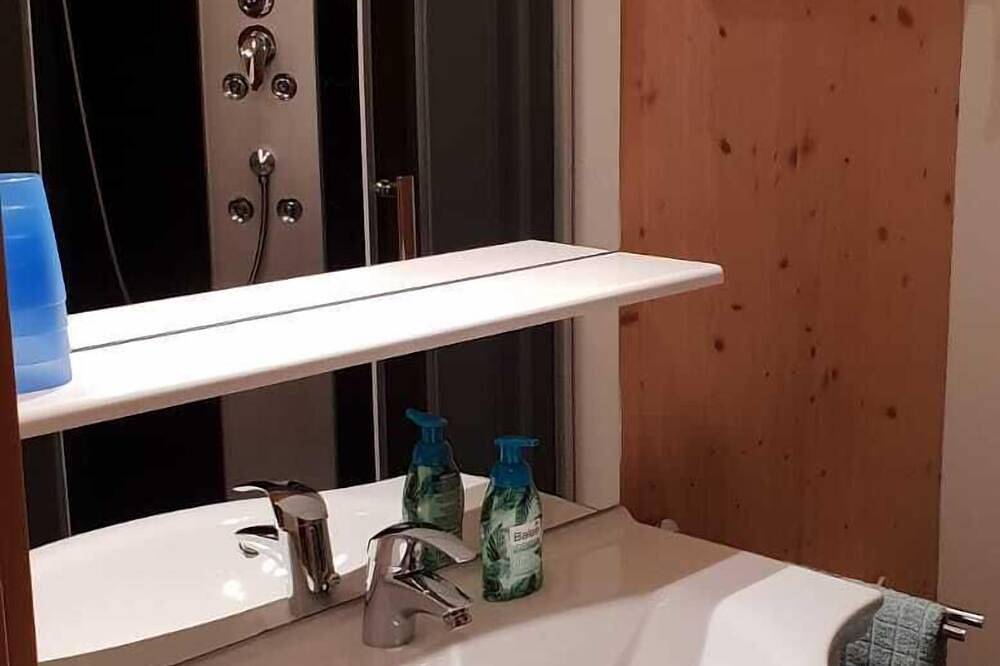 Chalet Chesetta Berghütte gerne mit Hund auf 1600m Sauna, Whirlpool, Balkon... in Bad Sankt Leonhard im Lavanttal, Lavanttaler Alpen