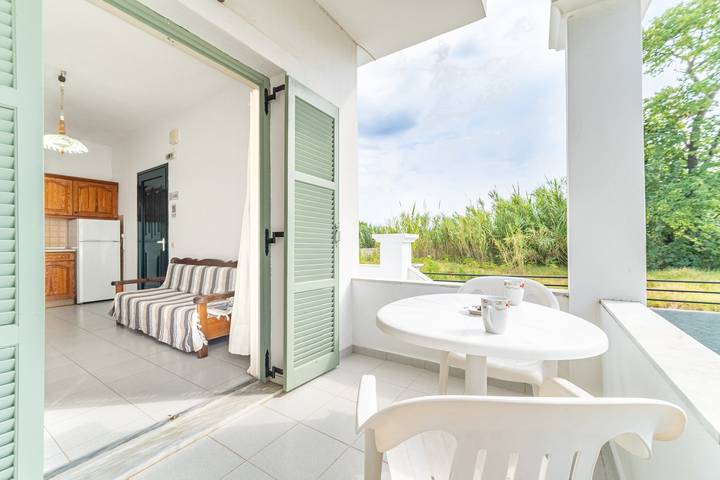 Gîte pour 3 personnes, avec jardin et balcon, animaux acceptés dans Acharavi - 2