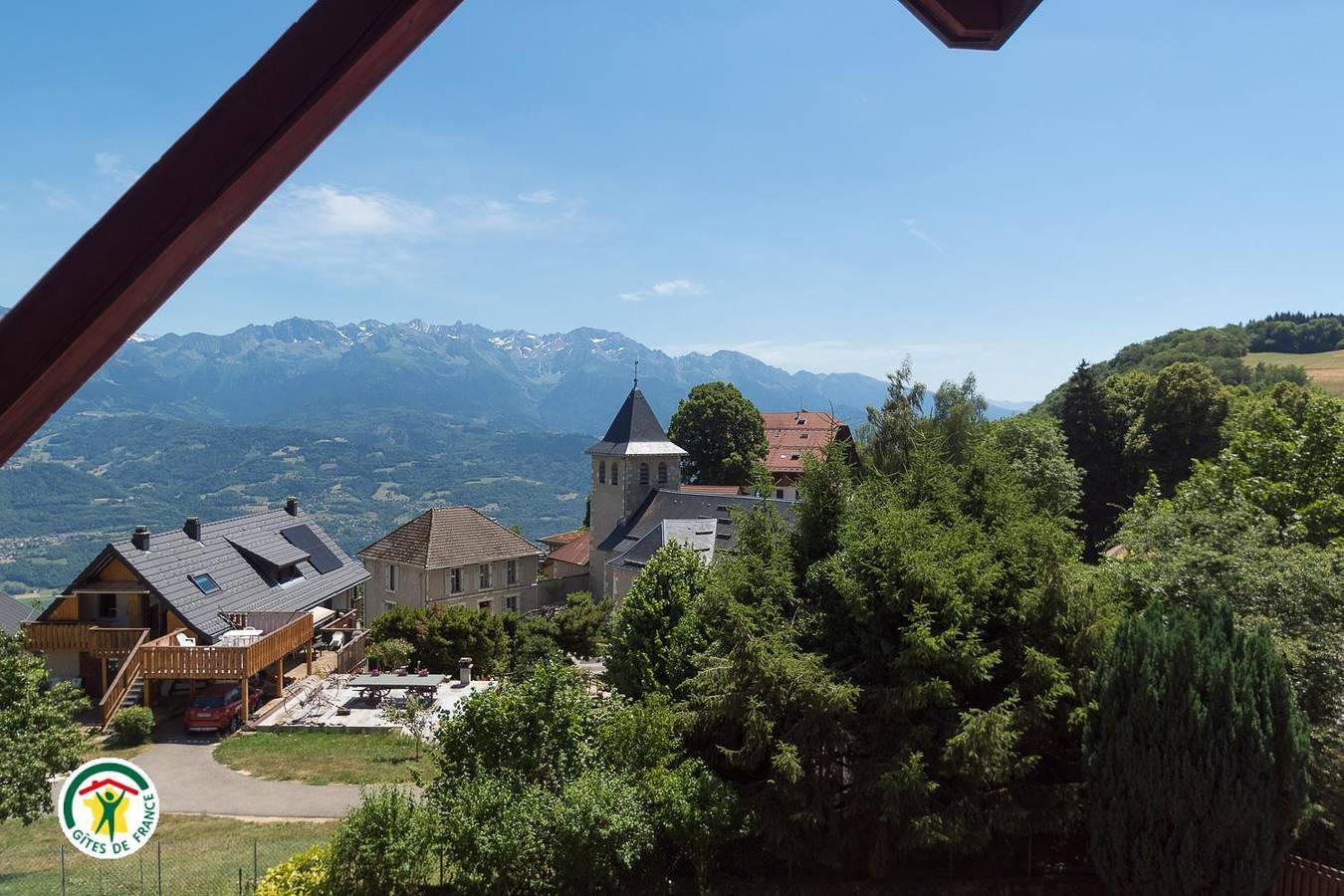 Gîte confortable avec parking, jardin et Internet à 2 km de Lumbin in Saint-Hilaire (Isère), Isère