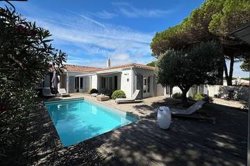 Location de vacances pour 10 personnes, avec jardin dans Plage Du Gros Jonc Le Bois Plage En Re