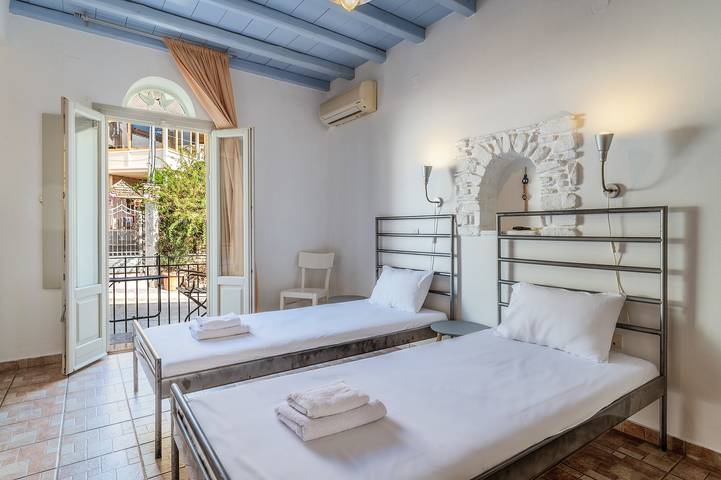 Maison d’hôte pour 2 personnes, avec balcon