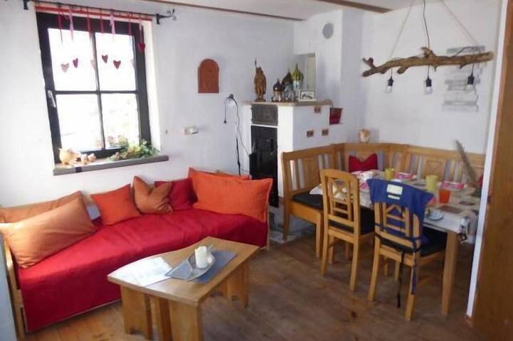 Ferienwohnung für 5 Personen, mit Garten und Balkon