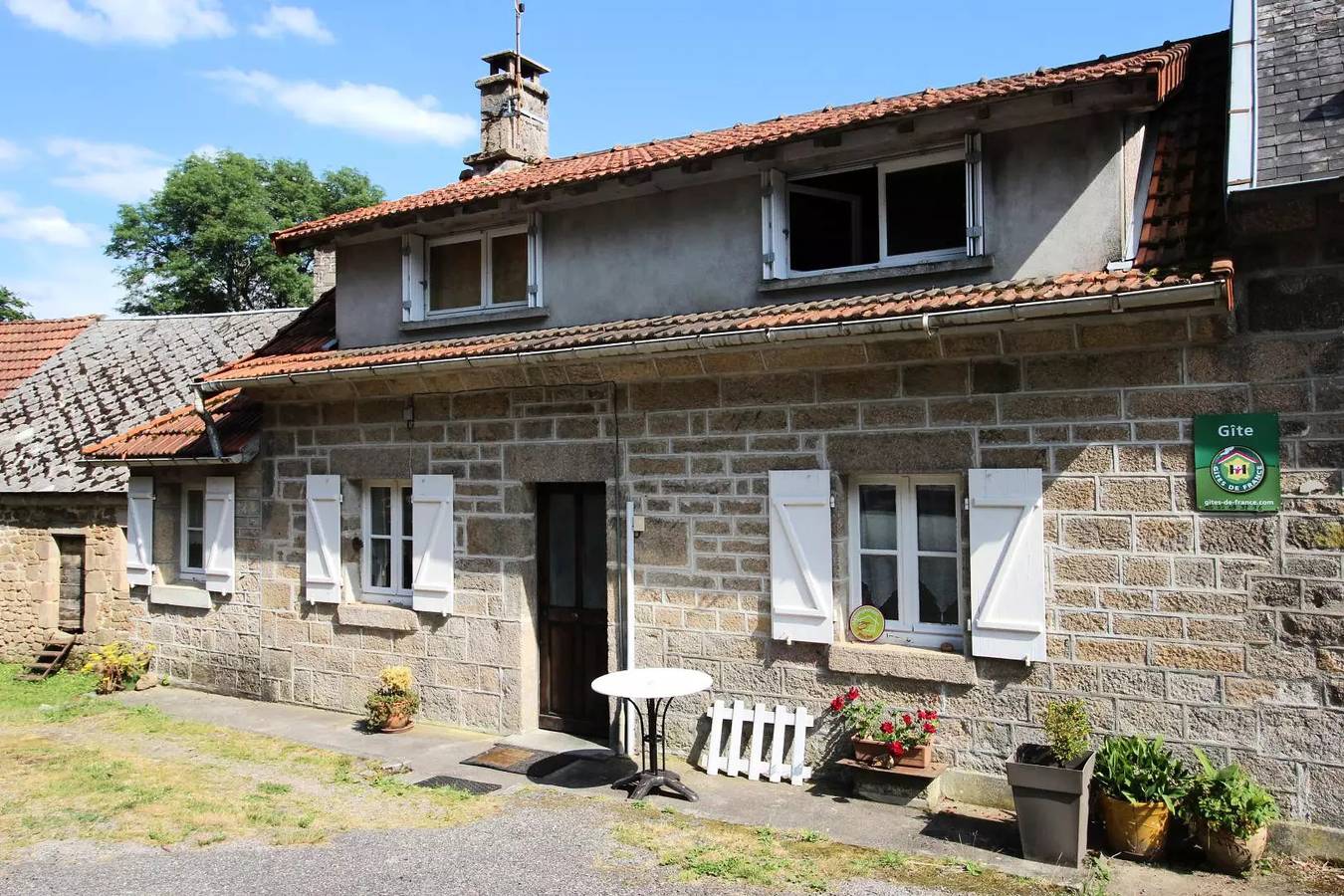 Gîte de France 5 personnes in Nedde, Région de Limoges