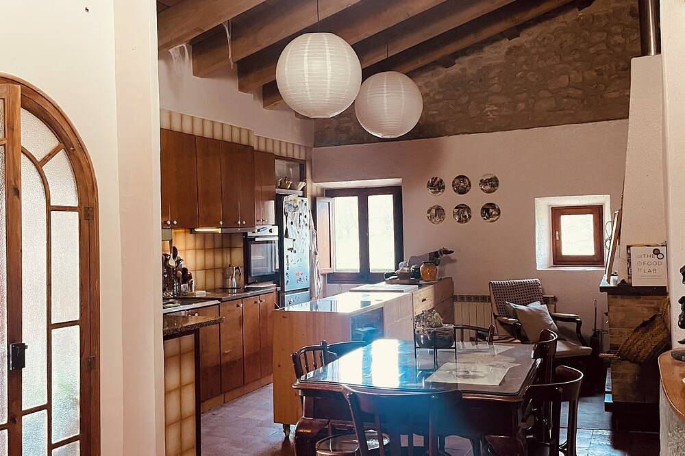 Mas Pujols. A graded beautiful Catalan Masía. in Sant Boi de Lluçanès, Spanish Pyrenees