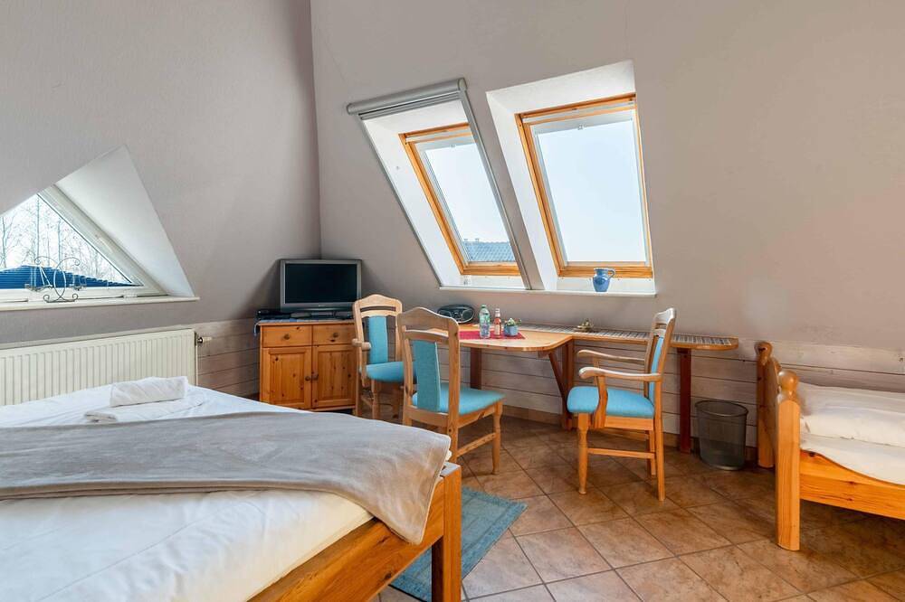 Ganze Wohnung, Ferienwohnung Maashof Störtebeker in Husum für bis zu 3 Personen in Husum, Nordfriesland