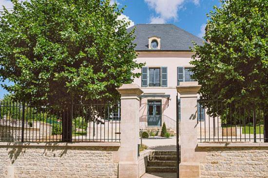 Chambre d’hôte pour 2 personnes, avec Terrasse ainsi que Jardin et Vue à Bligny