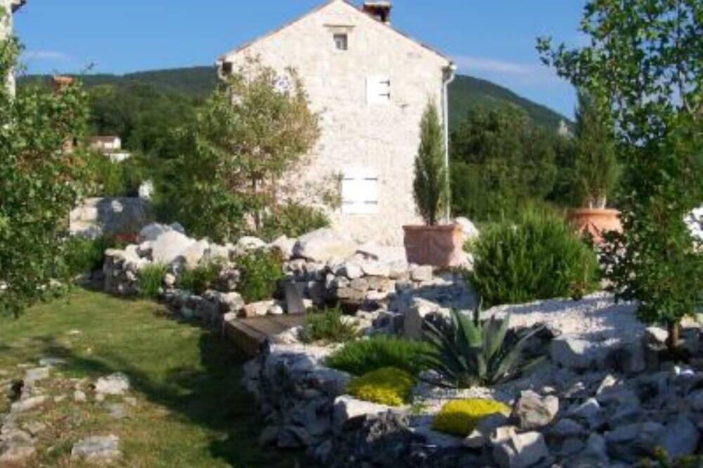 Casa vacanza a Kvarn a partire da 211€ a notte