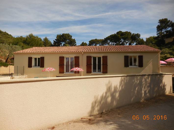 Location de vacances pour 6 personnes, avec terrasse et piscine à Le Barroux - 3