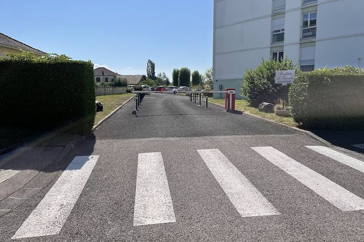 Appartement entier, Studio proche cure thermal in Luxeuil-les-Bains, Haute-Saône