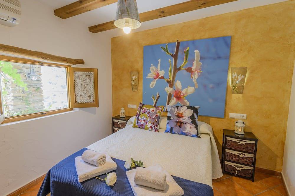 Casa Rural  \"C’Antonia Y Manuel\" in Laroya, Provincia de Almería