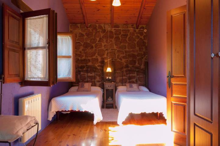 Casa rural para 4 personas, con jardín y balcón, Familias con niños en Comarca de la Sidra - 4