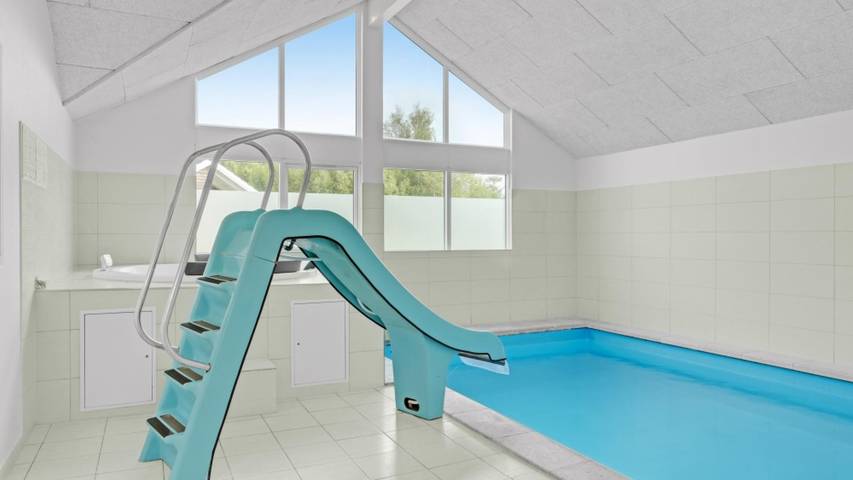 Ferienhaus für 16 Personen, mit Sauna und Terrasse sowie Garten in Tisvilde - 3