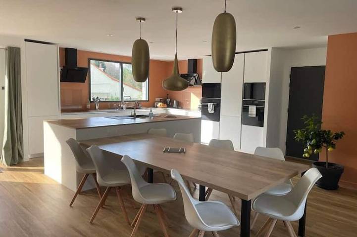 Chambre d’hôte pour 10 personnes, avec jardin et jacuzzi à Treillières