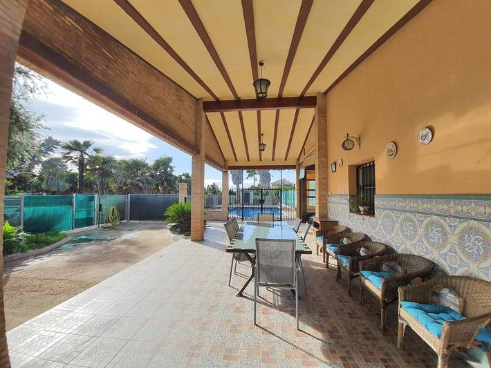 Chalet para 8 personas, con Terraza además de Jardín y Piscina en Parc Natural de l'Albufera de València - 2