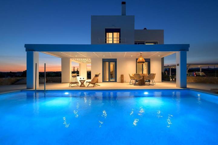 Ferienhaus für 6 Personen, mit Pool und Ausblick sowie Terrasse in Lachania
