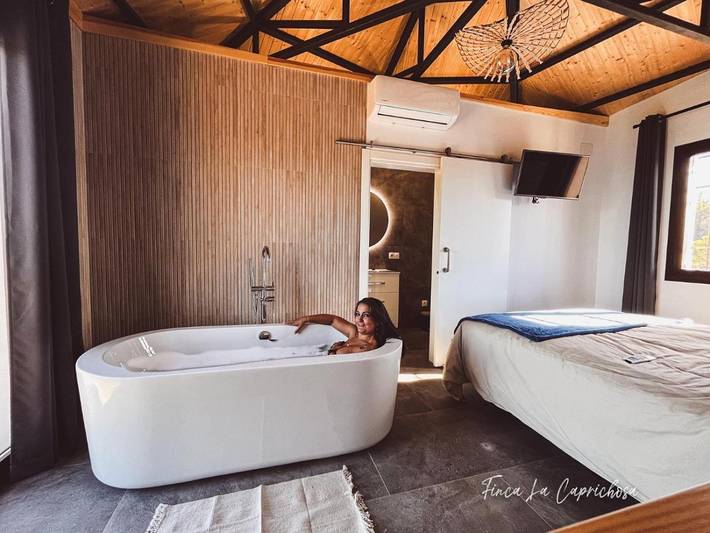 Casa rural para 16 personas, con terraza además de piscina y vistas en Cortelazor - 3