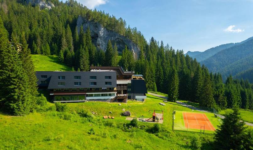 Hotel dla 4 osób, z widok i taras oraz basen i sauna, zwierzęta dozwolone w Demianowska Dolina
