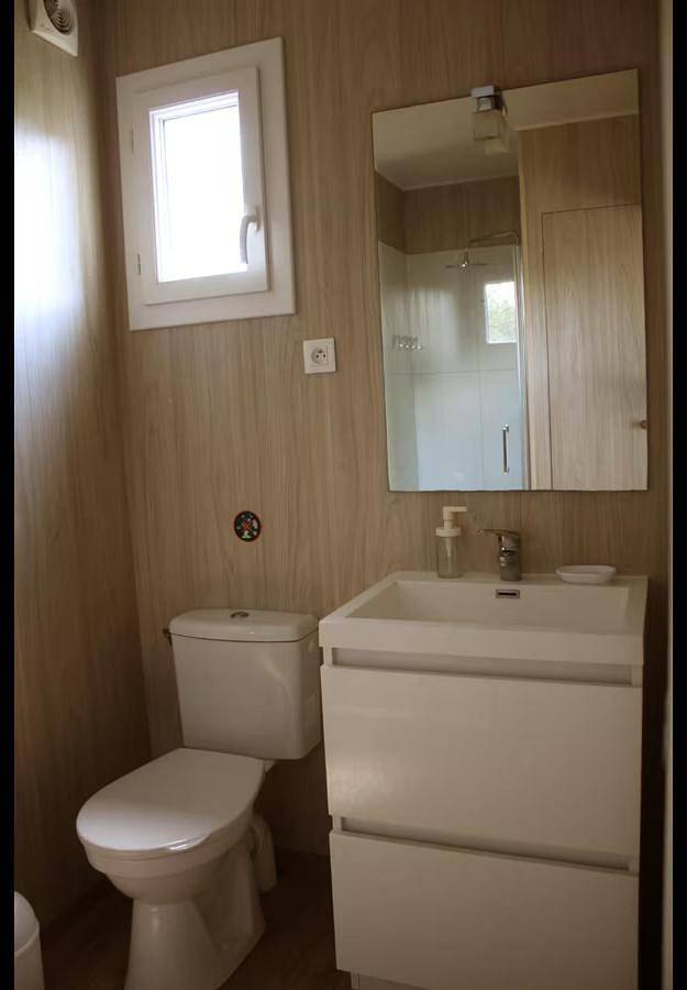 Gîte pour 3 personnes, avec terrasse et jardin à Saubion - 4