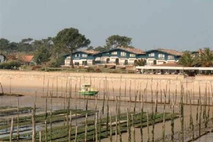 Gîte pour 4 personnes, avec jacuzzi ainsi que jardin et terrasse dans Plage de Bélisaire - 4