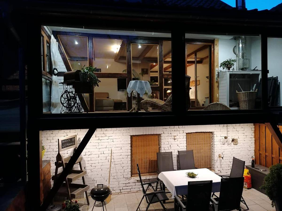 Ganze Wohnung, Blumenwerkstatt mit Sauna und Jacuzzi in Dankerode, Harzgerode