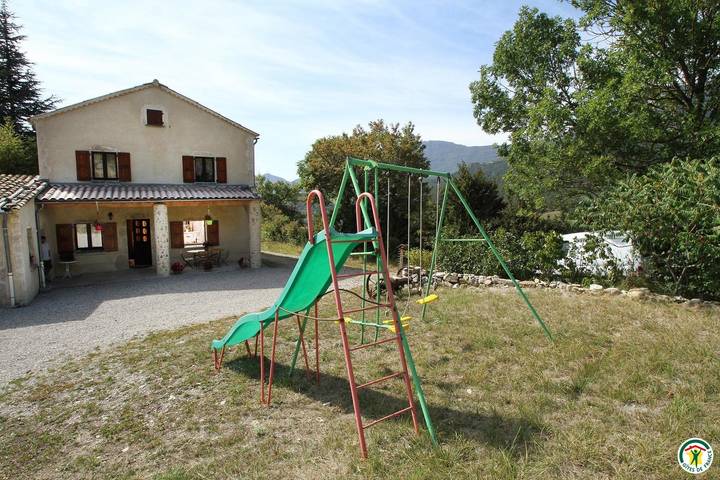 Gîte pour 7 personnes, avec jardin et terrasse