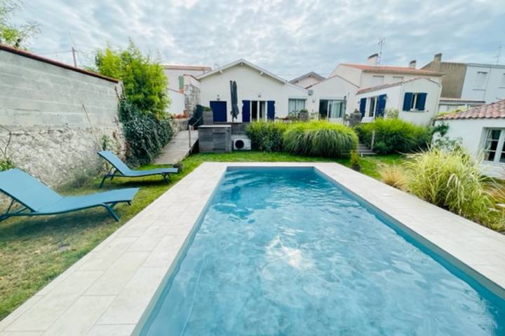 Ferienhaus für 8 Personen, mit Pool und Garten sowie Terrasse, kinderfreundlich in La Rochelle - 2