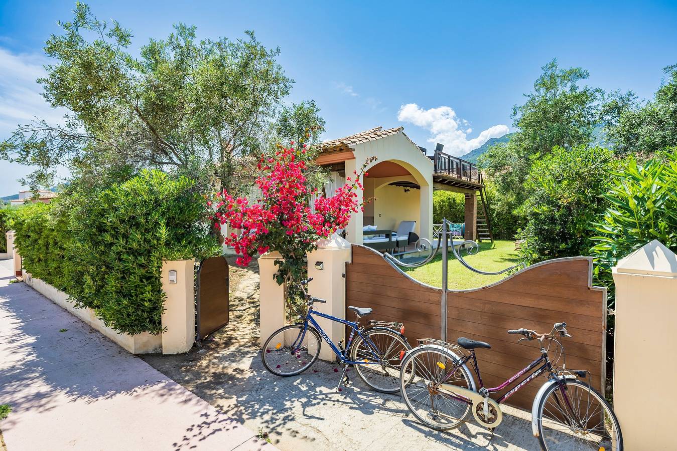 Casa vacanze 'Villa Dalila' con terrazza privata, giardino privato e aria condizionata in Foxi Murdegu, Tertenia
