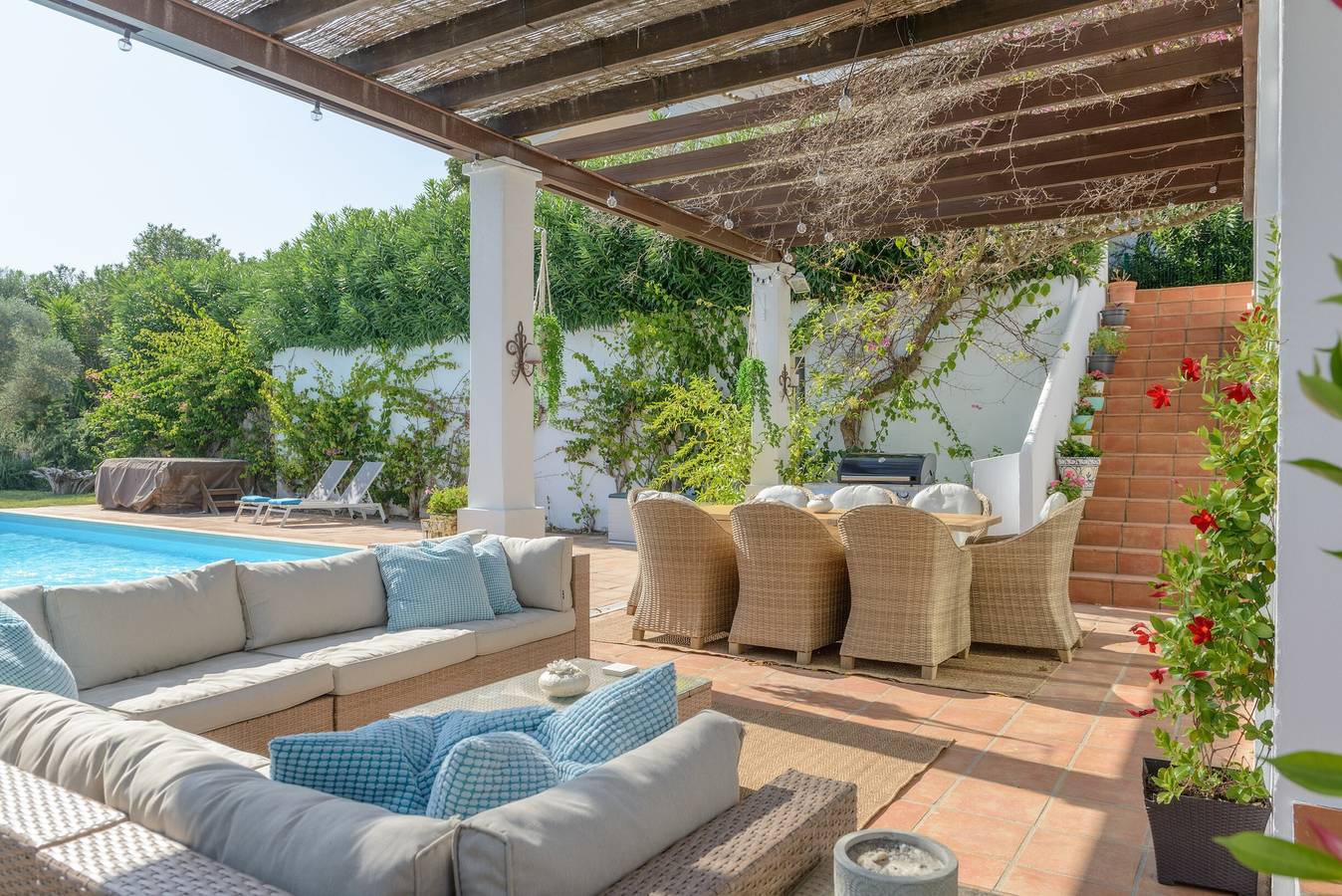 Villa 'Buganvilla' avec vue sur la montagne, Wi-Fi et climatisation in Benalup-Casas Viejas, Costa de la Luz