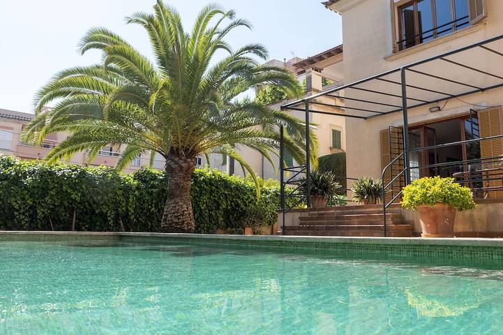 Chalet für 9 Personen, mit Garten und Balkon in Palma