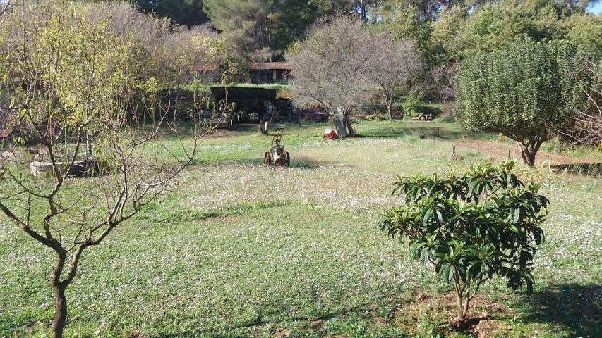 Location de vacances pour 4 personnes, avec Terrasse ainsi que Jardin et Vue à Aubagne - 3