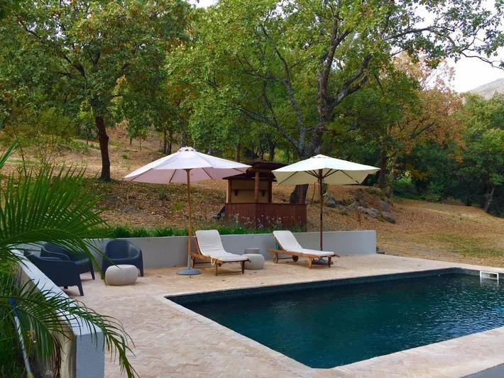 Chalet para 8 personas, con piscina además de vistas y jardín, Se admiten mascotas en Valle del Tiétar - 4