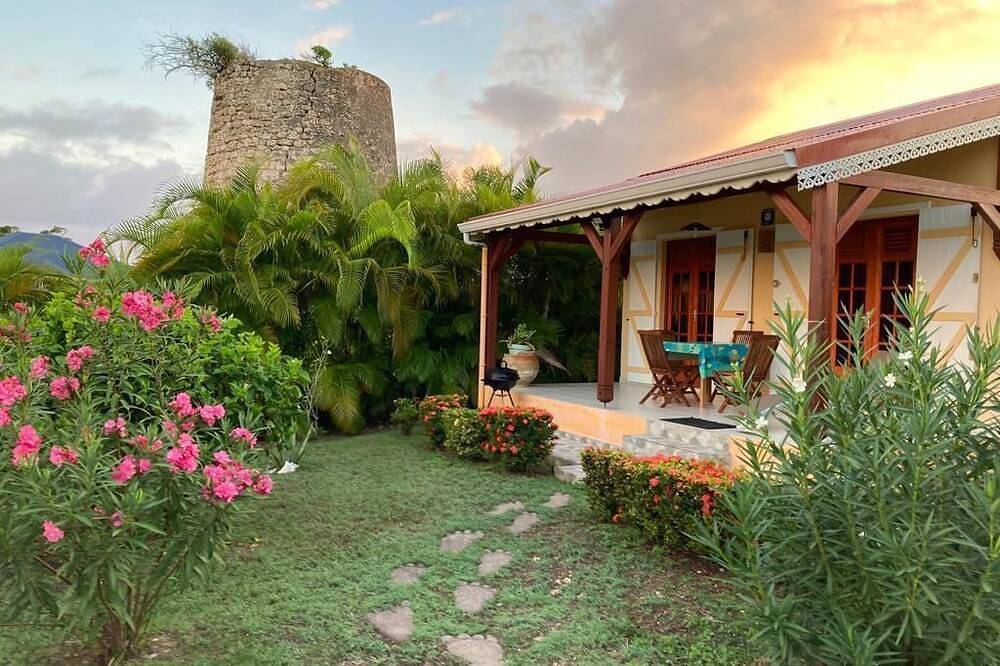 Toumblak - Bungalow with swimming pool 5 minutes from the beach in Saint-Louis (Antilles), Guadeloupe