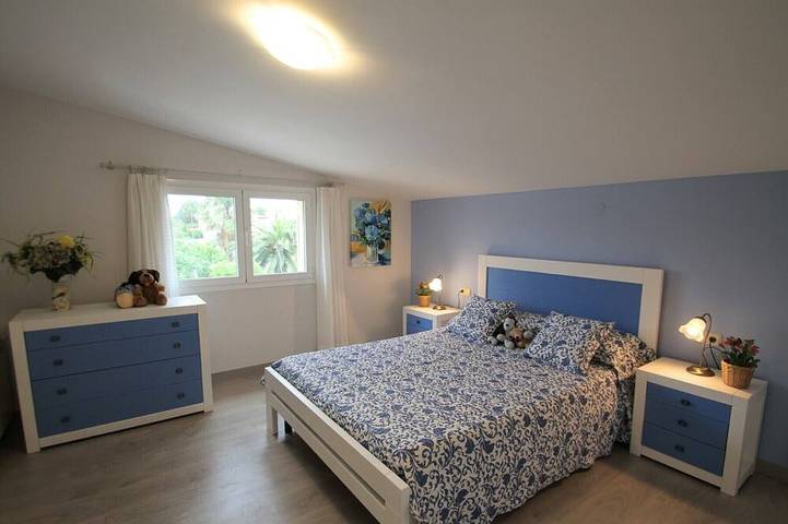 Location de vacances pour 12 personnes, avec balcon et jardin dans l'Hospitalet de l'Infant - 3