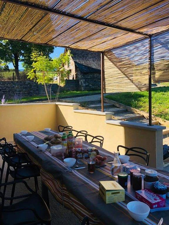 Gîte pour 14 personnes, avec piscine ainsi que terrasse et jardin en Corrèze - 4
