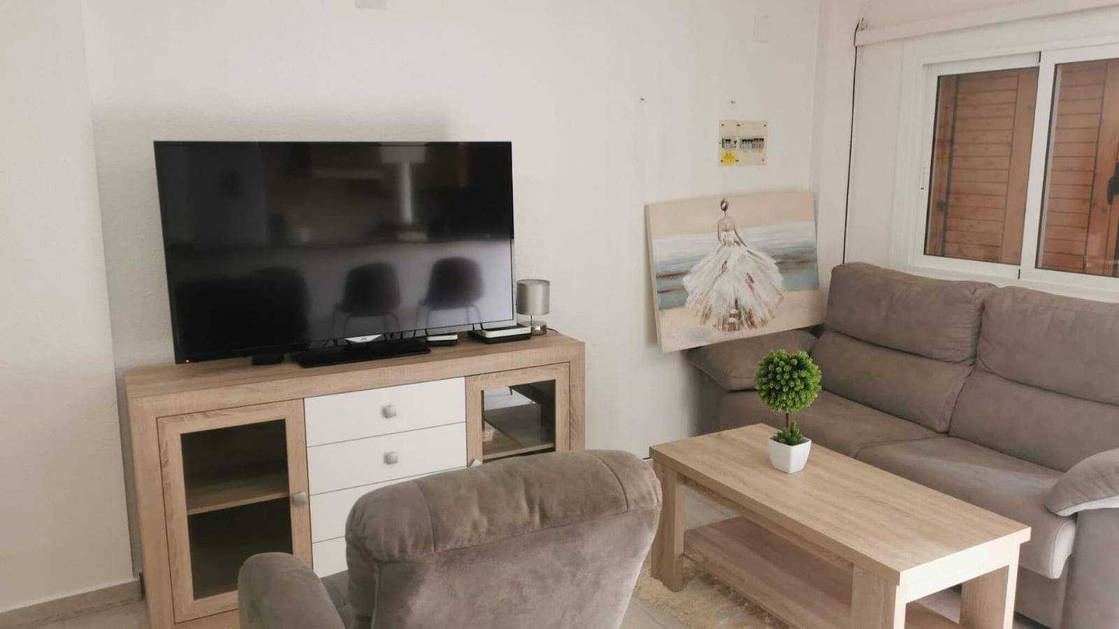 Appartement entier, Spacieux appartement de 4 chambres près de la plage de La Mata in Torrevieja, Costa Blanca