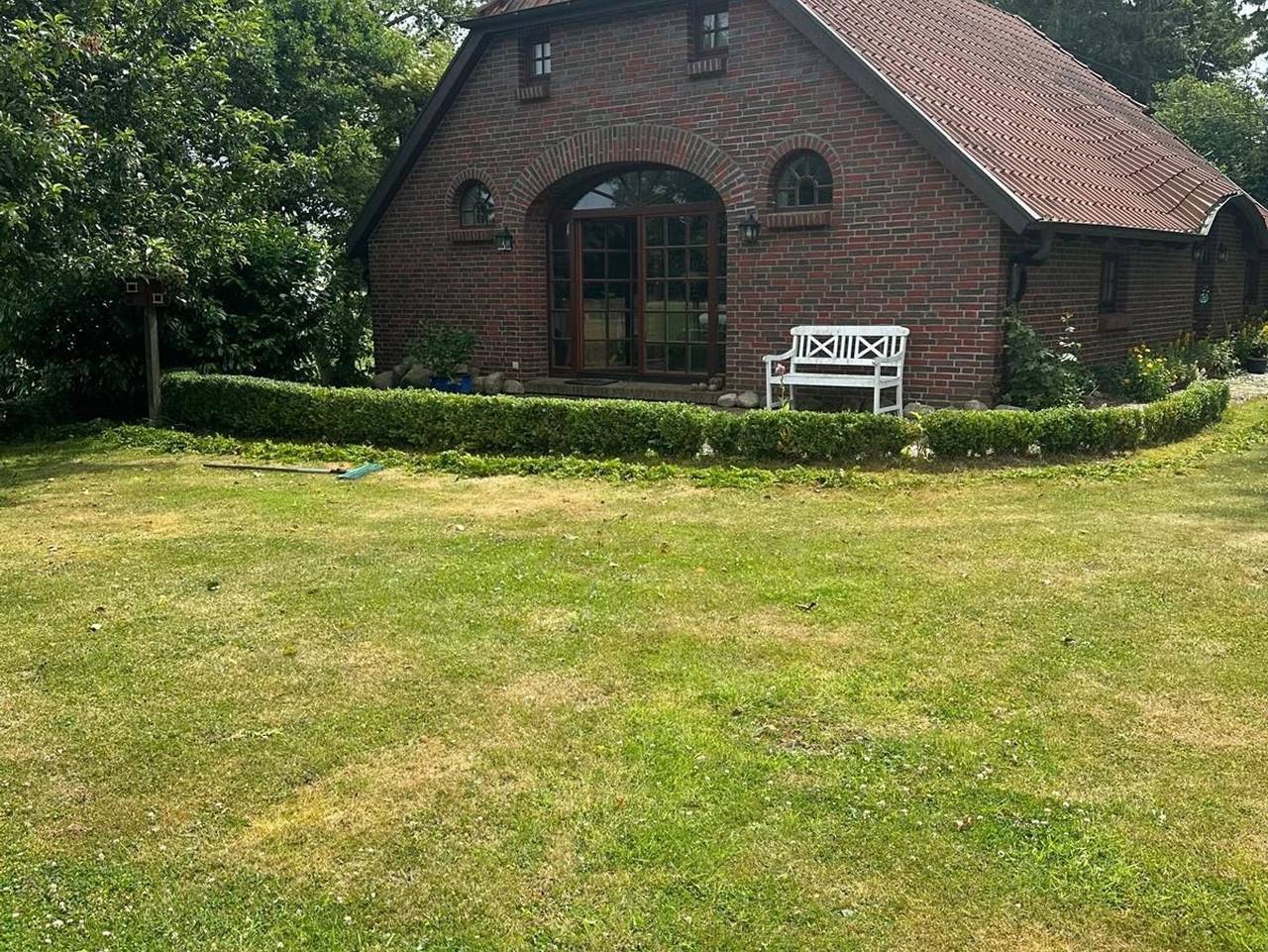 Haus Tomte in Varel, Südliche Nordseeküste