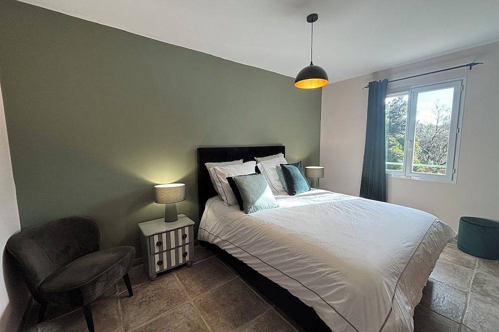 4-bedroom Provencal villa Uzes in Saint-Siffret, Nimes en omgeving