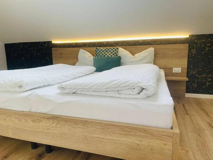 Ferienwohnung für 4 Personen, mit Terrasse und Ausblick in Bozen