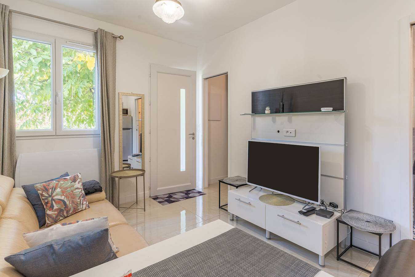 Ganze Wohnung, Apartment 'Studio Indépendant Avec Jardin' mit Wlan und Klimaanlage in Aix-en-Provence, Mittelmeerküste (Frankreich)