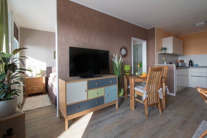 Ferienwohnung für 2 Personen, mit Balkon und Terrasse rund um die Havenwelten - 2