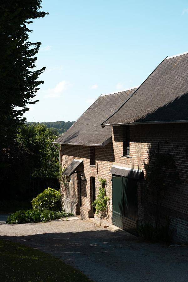 Location de vacances pour 12 personnes, avec Terrasse ainsi que Jardin et Vue à Boismont