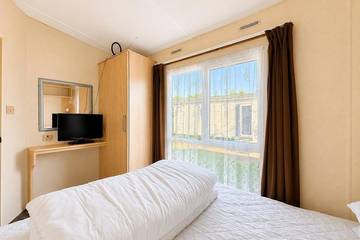Glamping for 8 People in Skegness, Lincolnshire, Photo 2