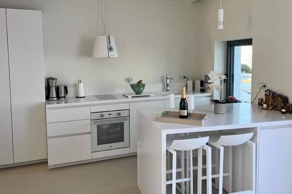 Villa for 3 People in Milos, Cyclades