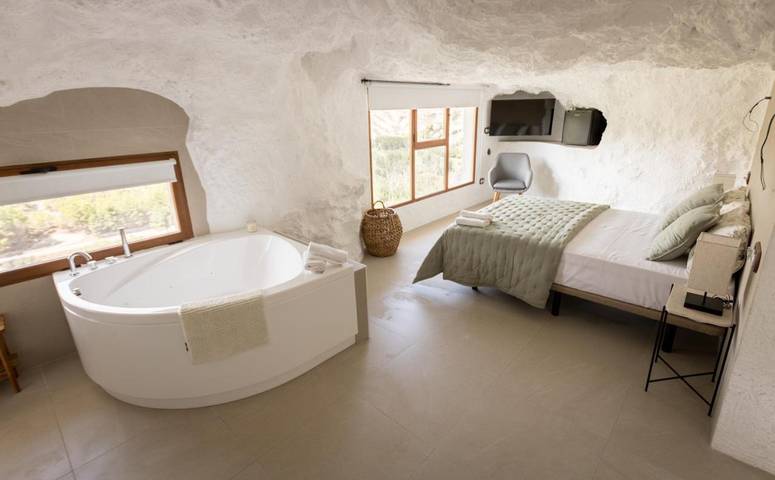 Escapadas de fin de semana para 2 personas, con Jacuzzi y Vistas en Alcalá del Júcar