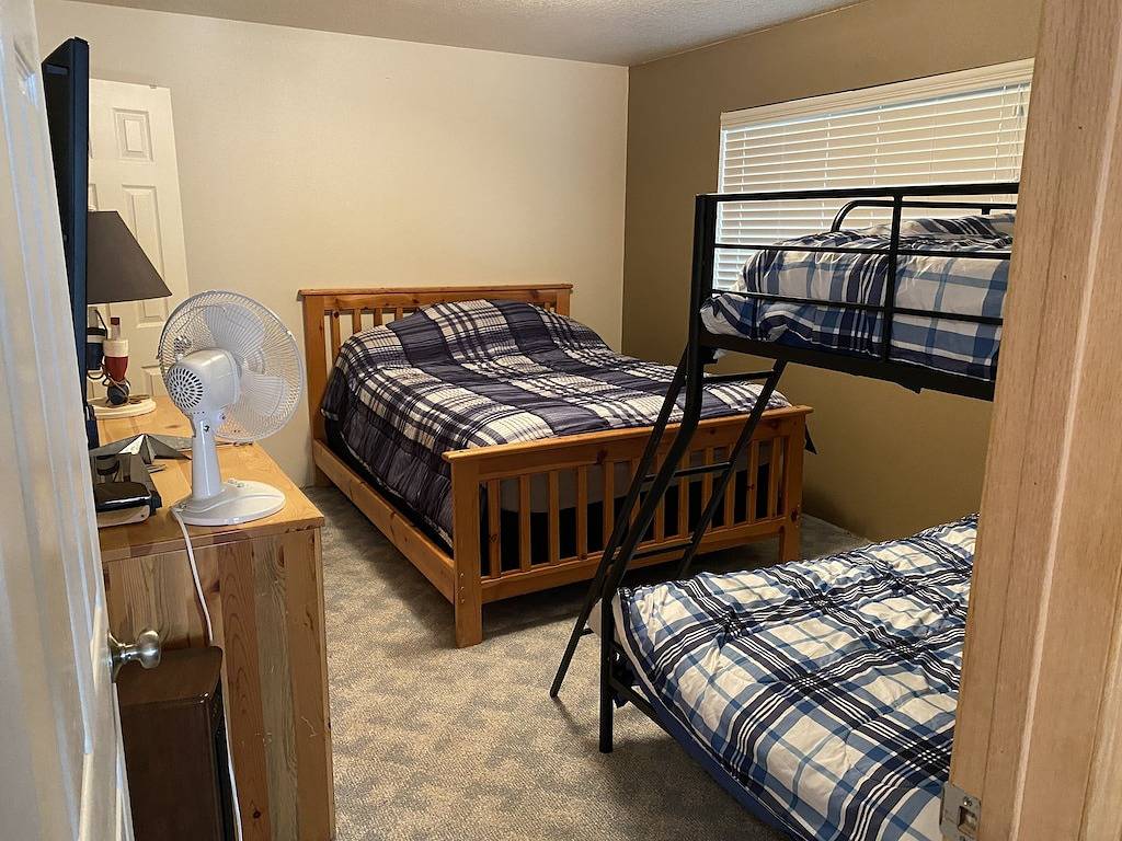 Beautiful Priest Lake Getaway with Private Dock 3Br 2Ba in Kaniksu Nationalwald