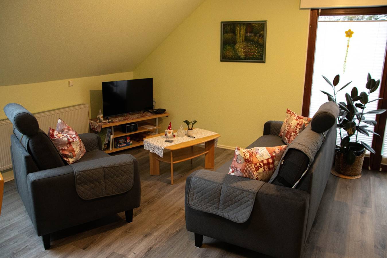 Ganze Wohnung, Ferienwohnung "Rosenberger" mit Bergblick, Balkon und Wlan in Lennestadt, Sauerland